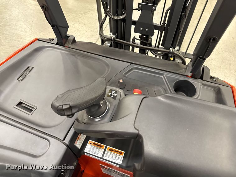 image for item ND9842 2023 Linde E18S forklift