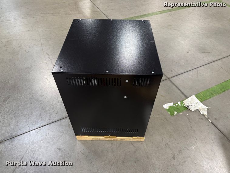 image for item ND9842 2023 Linde E18S forklift