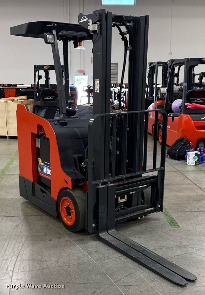 image for item ND9843 2023 Linde E18S forklift