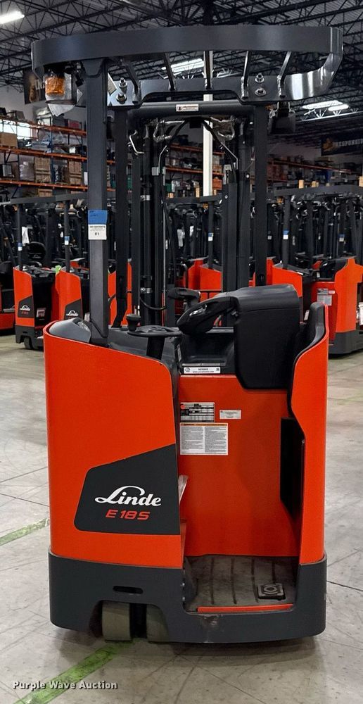 image for item ND9843 2023 Linde E18S forklift