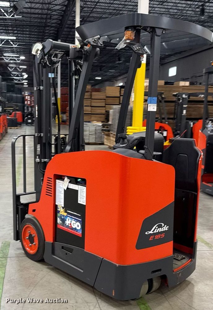 image for item ND9843 2023 Linde E18S forklift