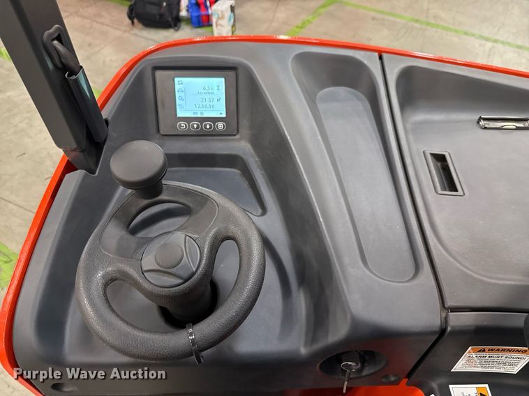 image for item ND9843 2023 Linde E18S forklift