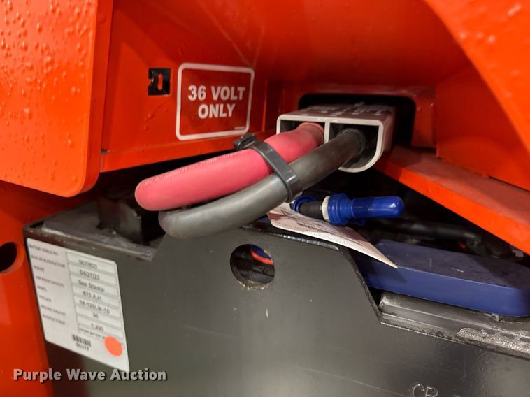 image for item ND9843 2023 Linde E18S forklift