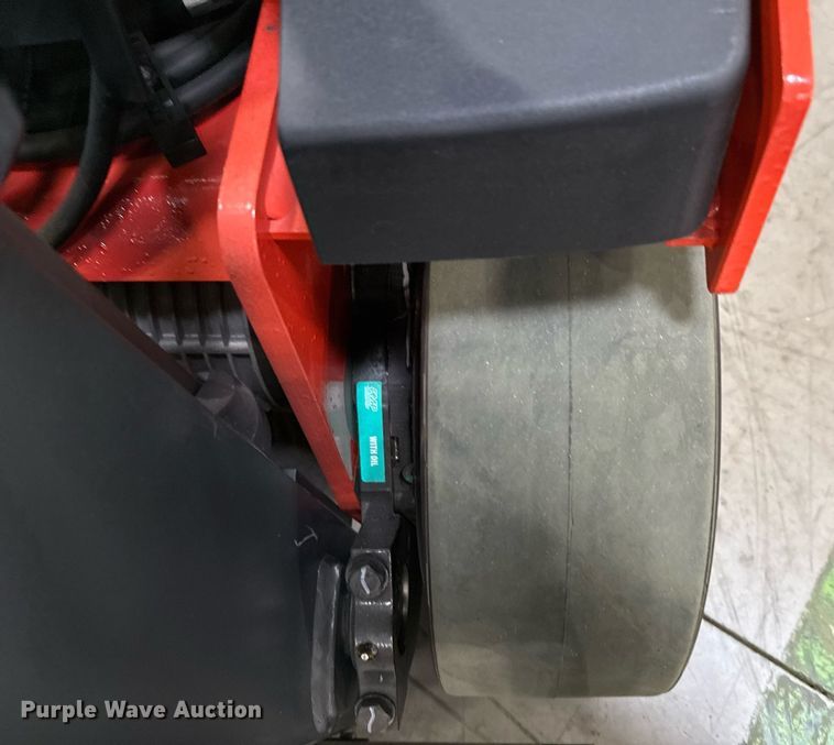 image for item ND9843 2023 Linde E18S forklift