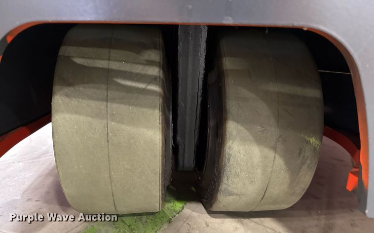 image for item ND9843 2023 Linde E18S forklift