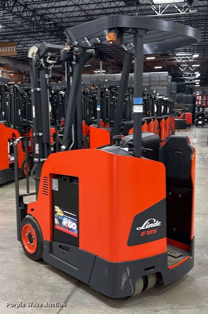 image for item ND9844 2023 Linde E18S forklift