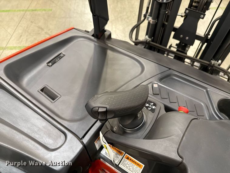 image for item ND9844 2023 Linde E18S forklift