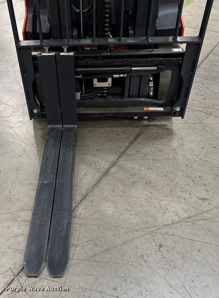 image for item ND9845 2023 Linde E18S forklift