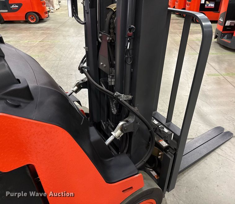 image for item ND9845 2023 Linde E18S forklift