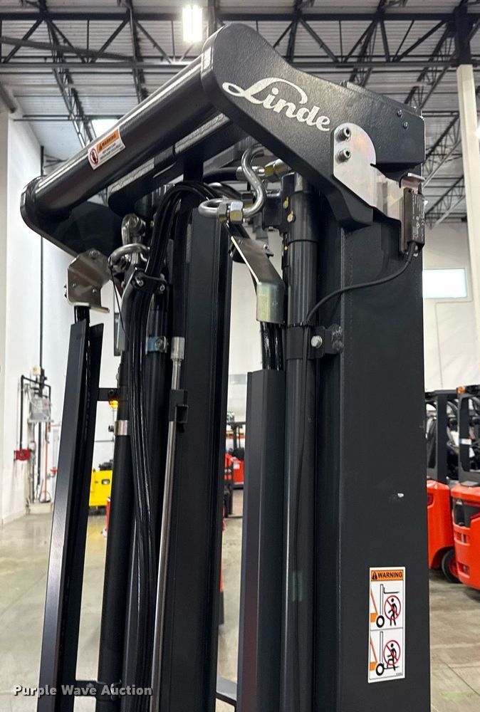 image for item ND9845 2023 Linde E18S forklift