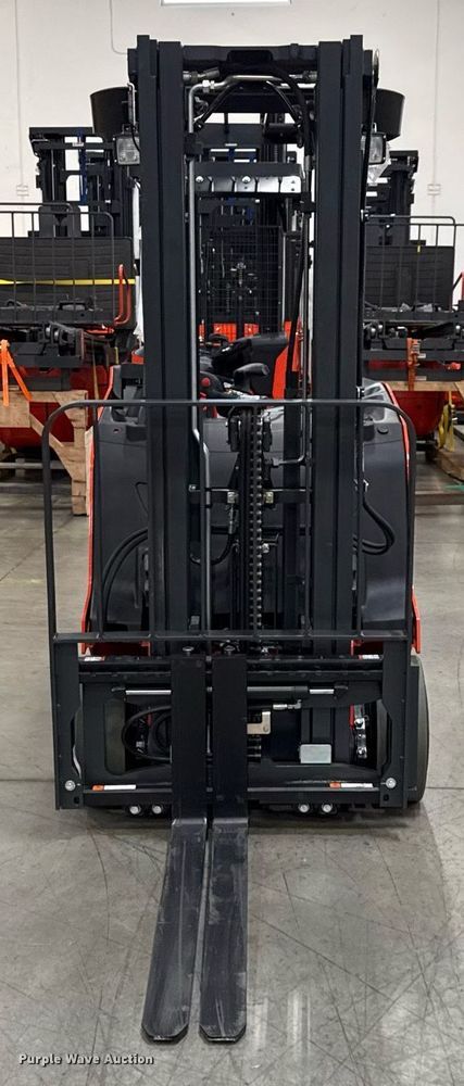 image for item ND9846 2023 Linde E18S forklift