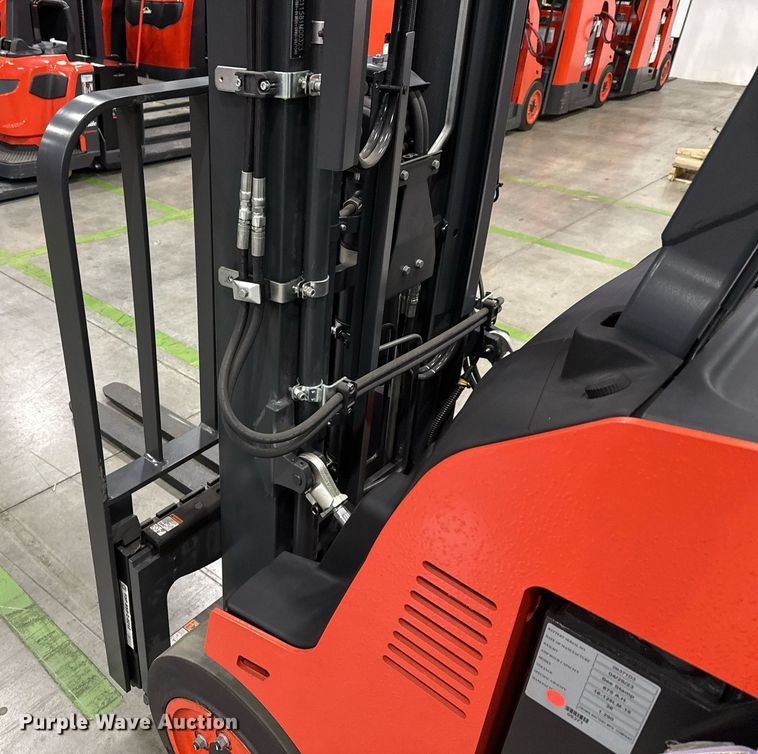 image for item ND9848 2023 Linde E18S forklift