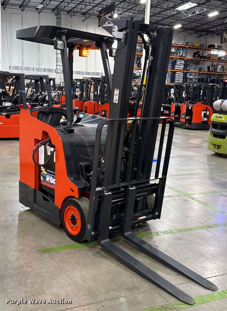 image for item ND9851 2023 Linde E18S forklift