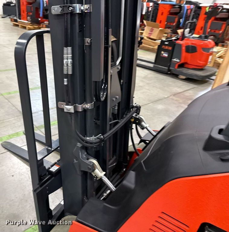 image for item ND9851 2023 Linde E18S forklift