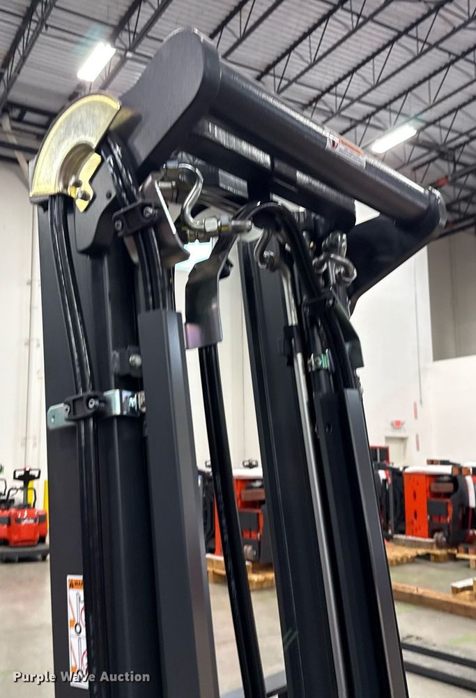 image for item ND9851 2023 Linde E18S forklift