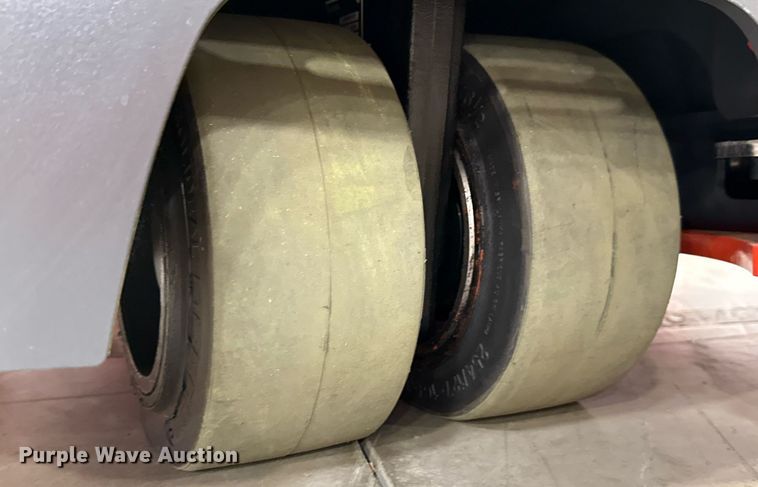 image for item ND9851 2023 Linde E18S forklift