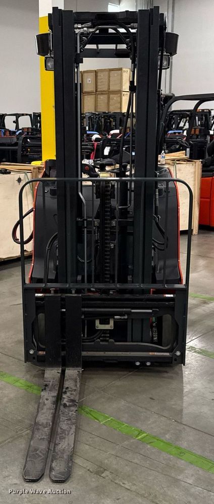 image for item ND9852 2023 Linde E18S forklift