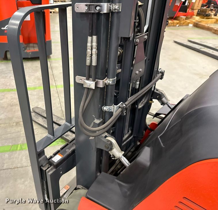 image for item ND9852 2023 Linde E18S forklift