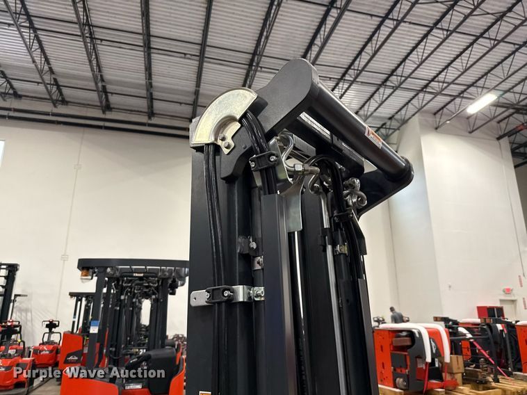 image for item ND9852 2023 Linde E18S forklift