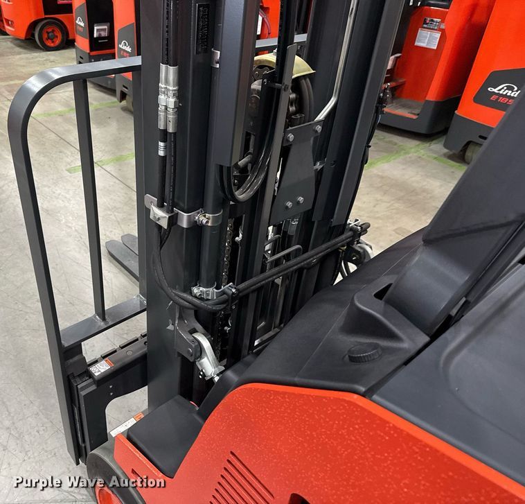 image for item ND9853 2023 Linde E18S forklift