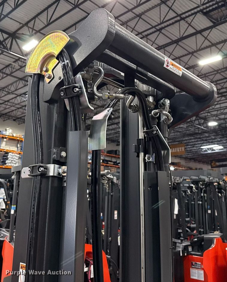 image for item ND9853 2023 Linde E18S forklift