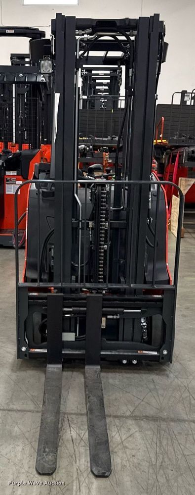 image for item ND9854 2023 Linde E18S forklift