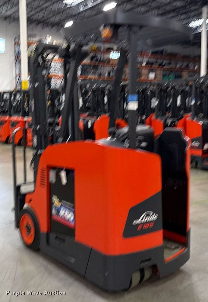 image for item ND9854 2023 Linde E18S forklift