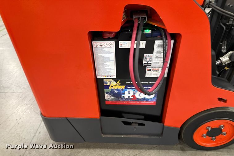 image for item ND9854 2023 Linde E18S forklift