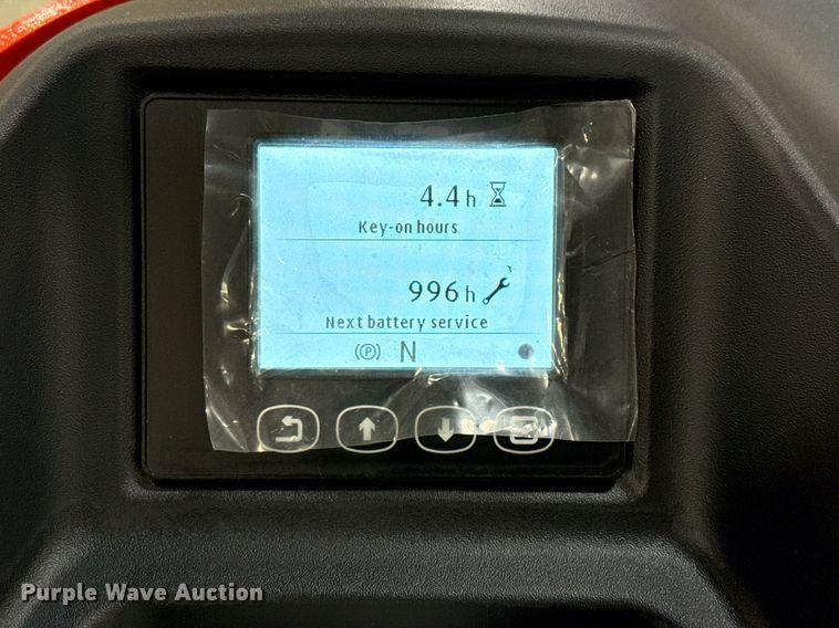 image for item ND9854 2023 Linde E18S forklift