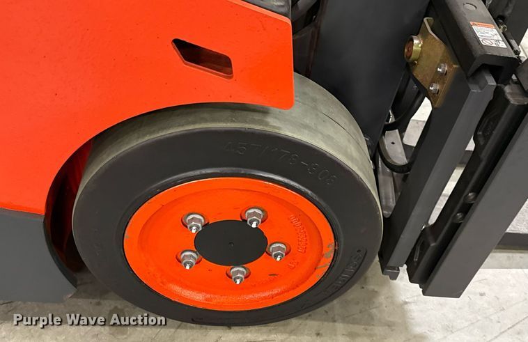 image for item ND9854 2023 Linde E18S forklift