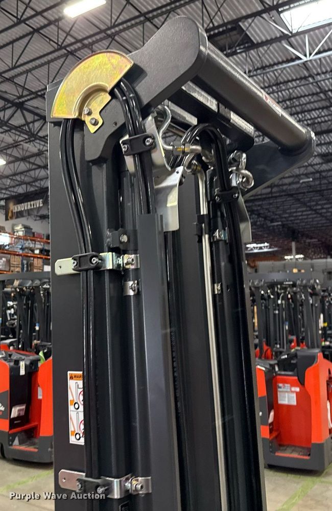 image for item ND9855 2023 Linde E18S forklift