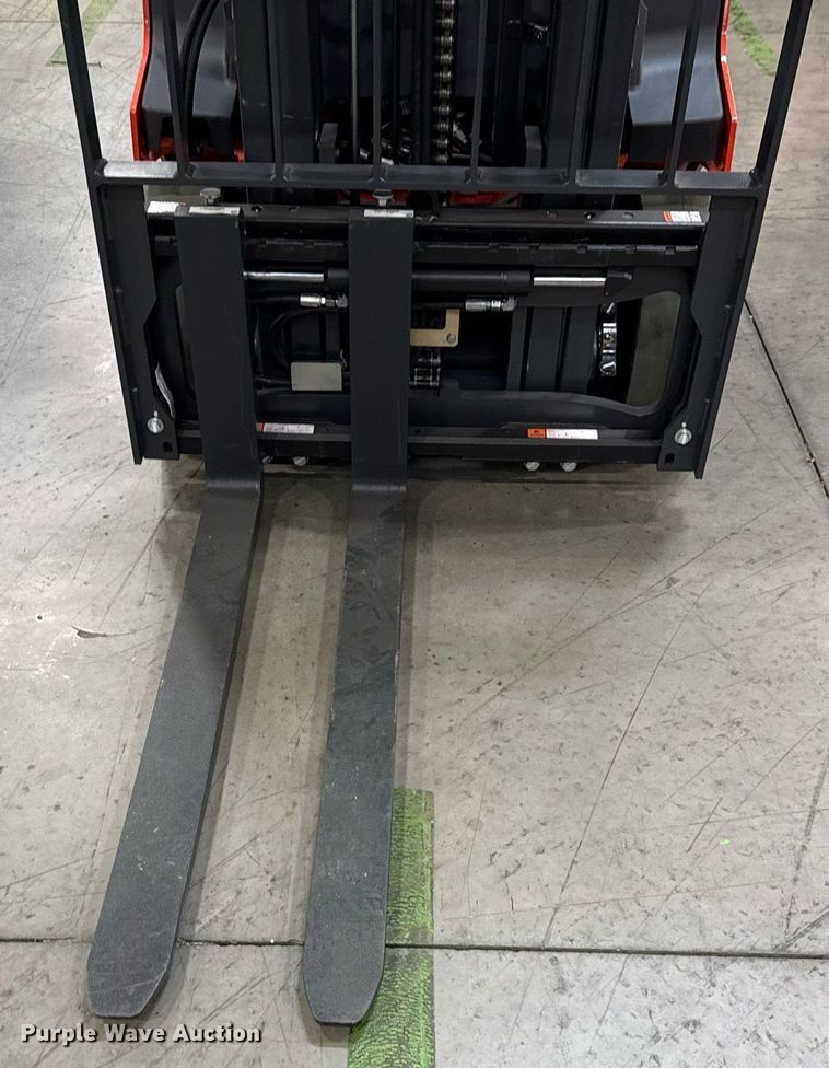 image for item ND9856 2023 Linde E18S forklift