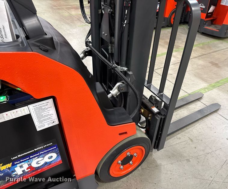 image for item ND9856 2023 Linde E18S forklift