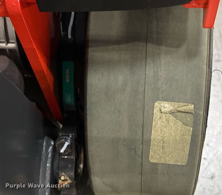 image for item ND9856 2023 Linde E18S forklift