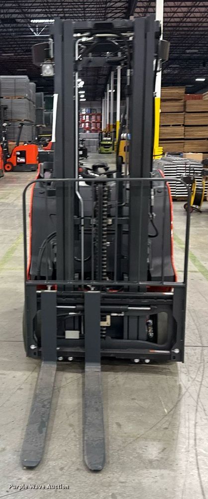 image for item ND9858 2023 Linde E18S forklift