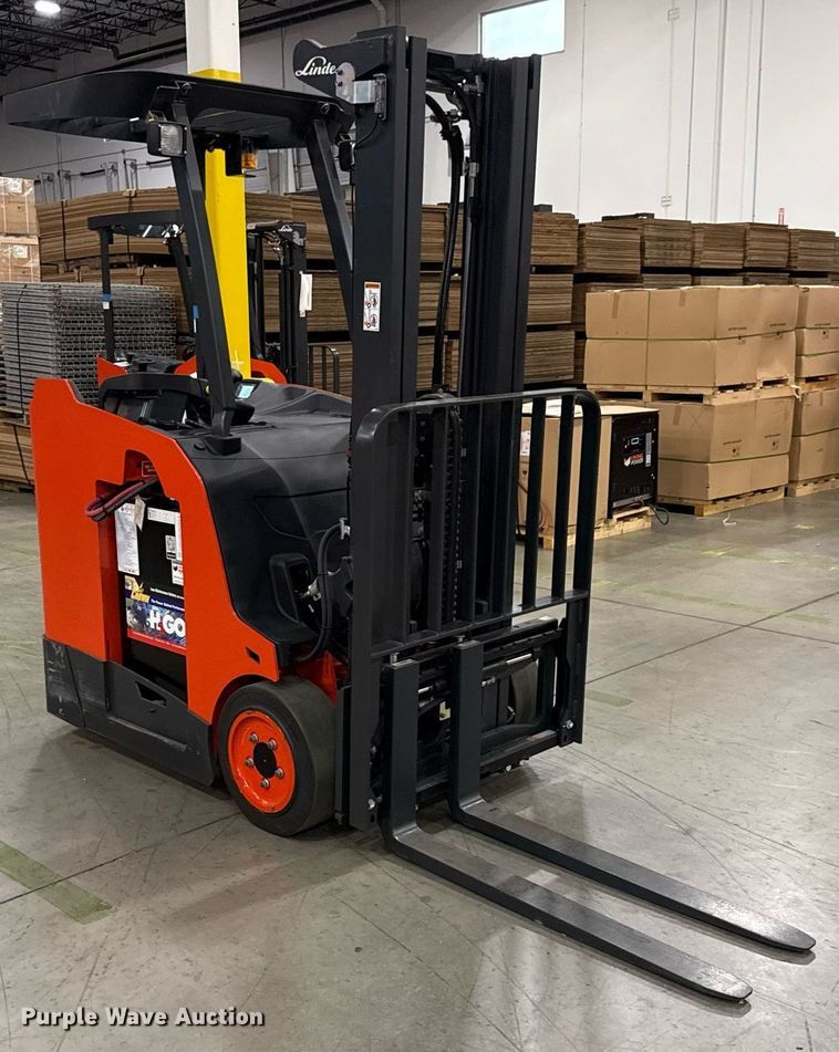 image for item ND9858 2023 Linde E18S forklift