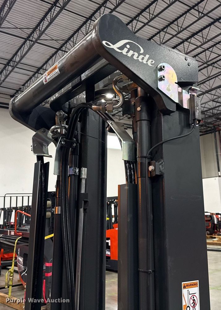 image for item ND9858 2023 Linde E18S forklift