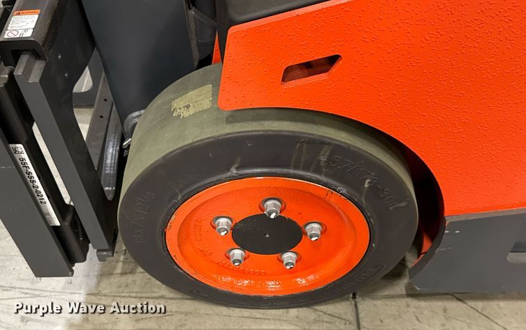 image for item ND9858 2023 Linde E18S forklift