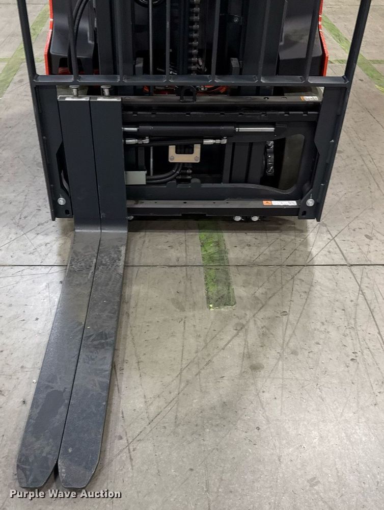 image for item ND9860 2023 Linde E18S forklift