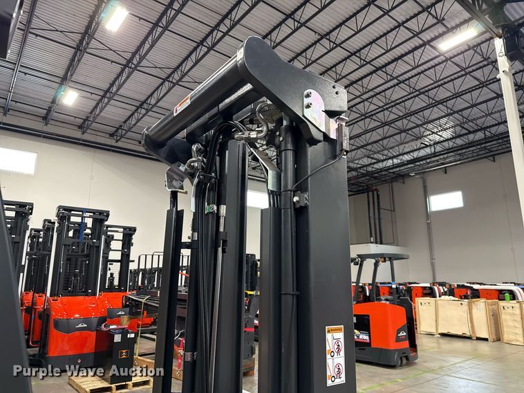 image for item ND9860 2023 Linde E18S forklift