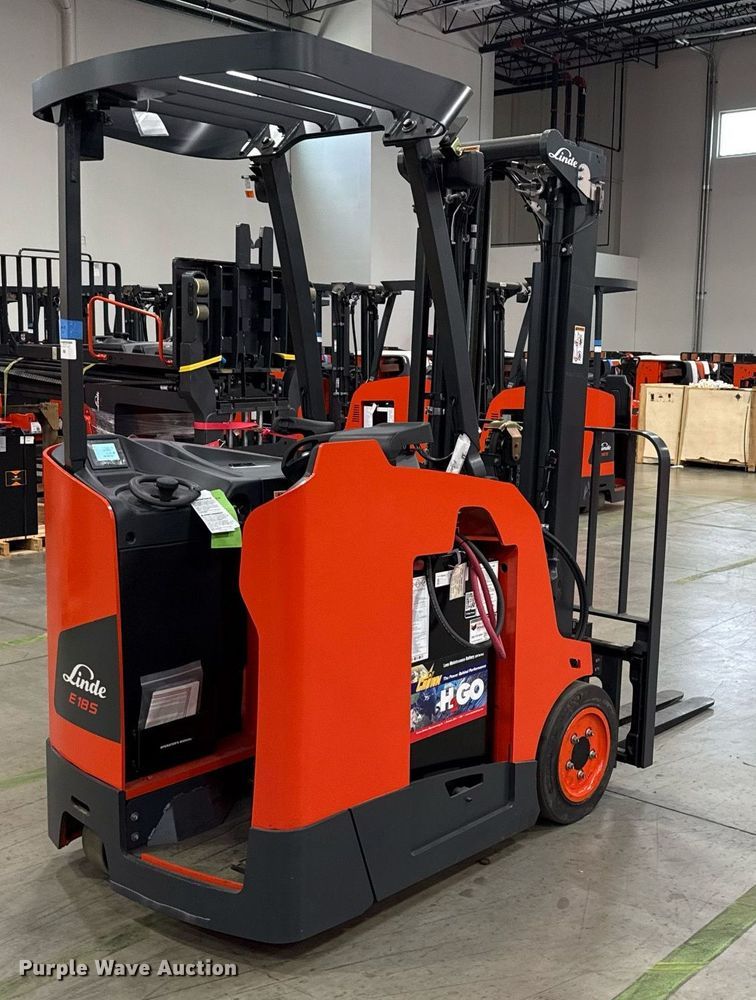 image for item ND9861 2023 Linde E18S forklift