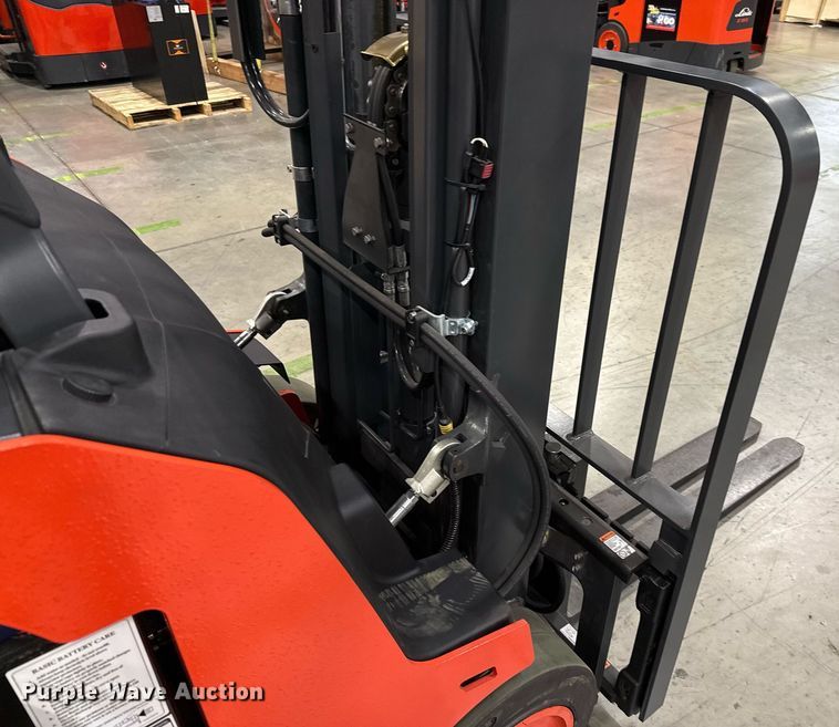 image for item ND9861 2023 Linde E18S forklift