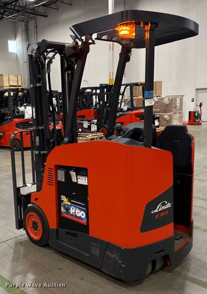 image for item ND9862 2023 Linde E18S forklift