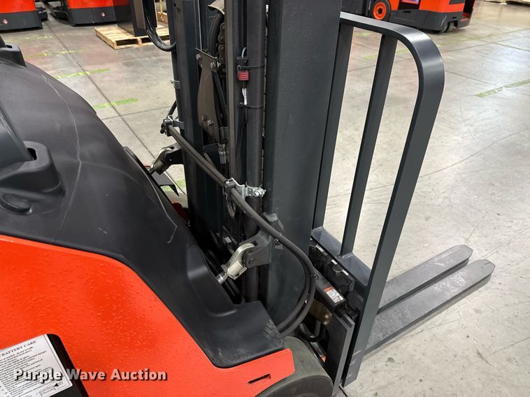 image for item ND9862 2023 Linde E18S forklift