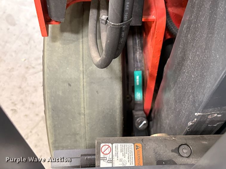 image for item ND9862 2023 Linde E18S forklift