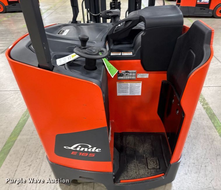 image for item ND9863 2023 Linde E18S forklift