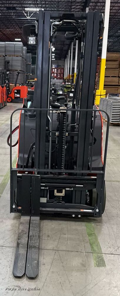 image for item ND9864 2023 Linde E18S forklift