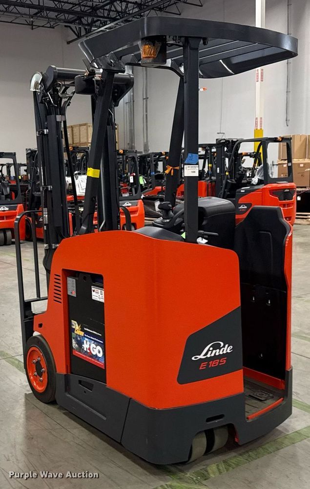 image for item ND9864 2023 Linde E18S forklift