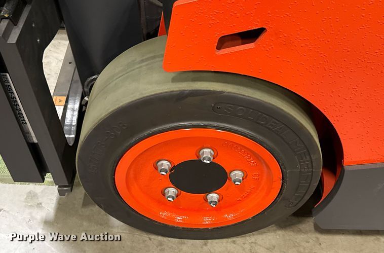 image for item ND9864 2023 Linde E18S forklift