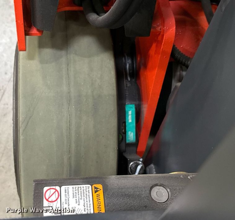 image for item ND9864 2023 Linde E18S forklift